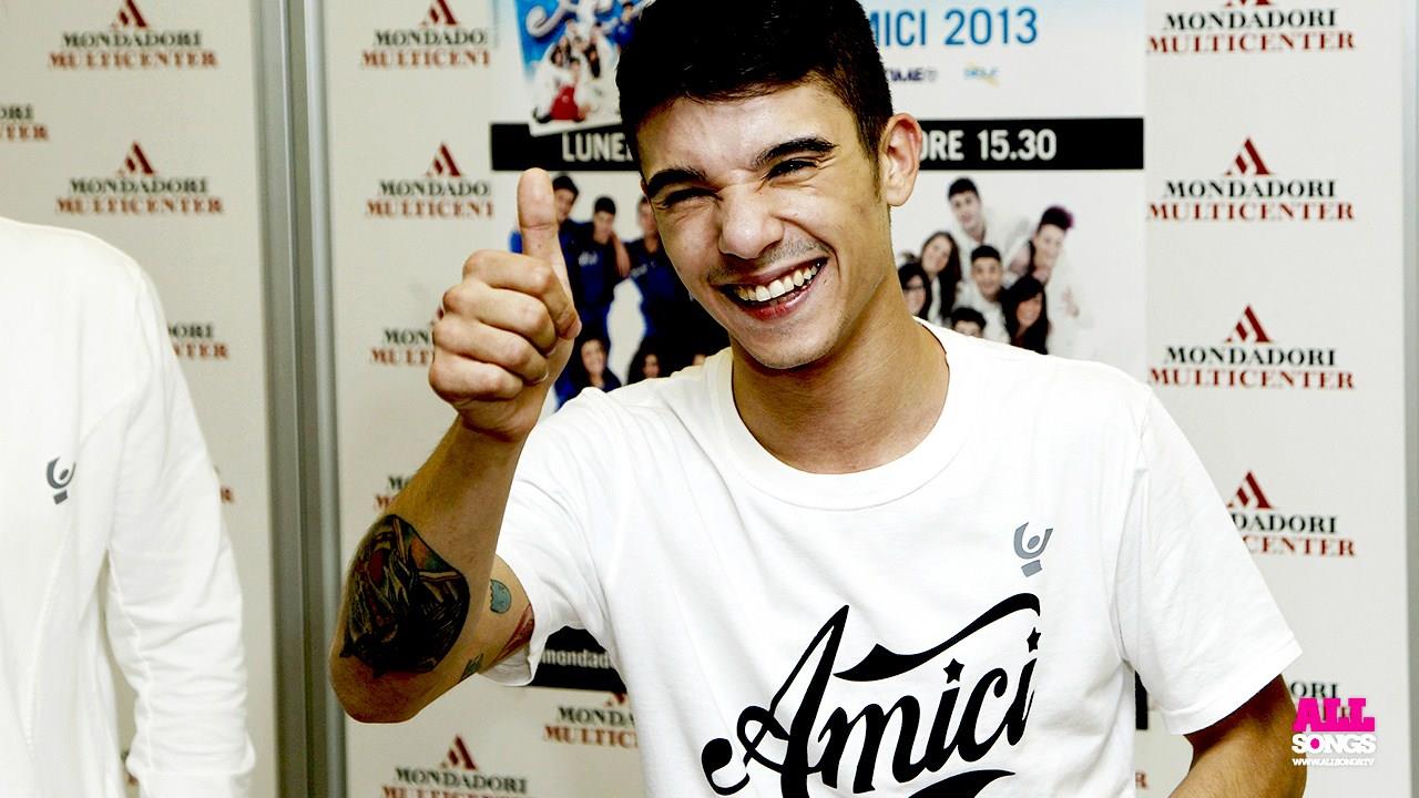 Moreno Donadoni maglietta amici