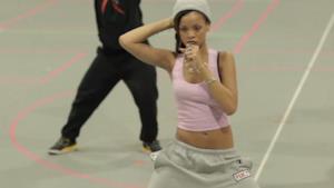 Rihanna: ecco le prove Diamonds World Tour 2013 [VIDEO]