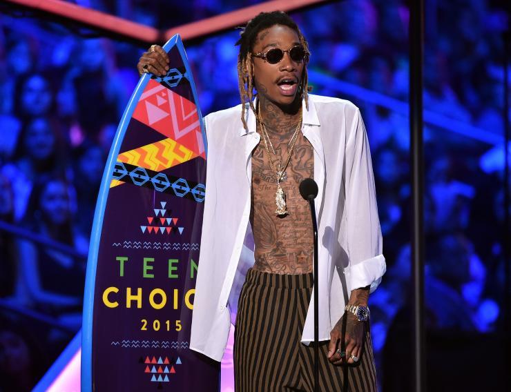 Wiz Khalifa con il surf dei Teen Choice Awards 2015