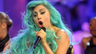 Lady Gaga capelli verdi