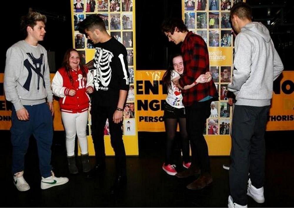 One Direction twitter pics - 18