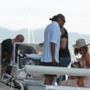 Beyoncé e Jay-Z in barca con alcuni amici