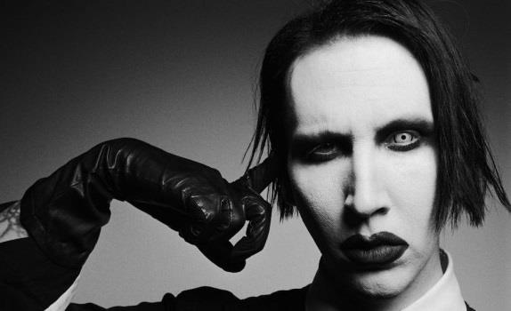 Marilyn Manson foto in bianco e nero