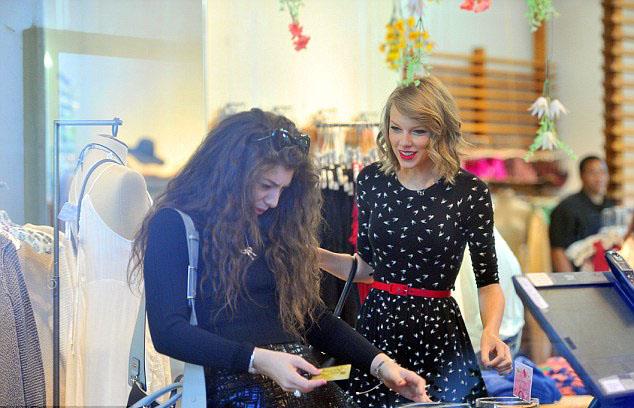 Lorde e Taylor Swift alla cassa