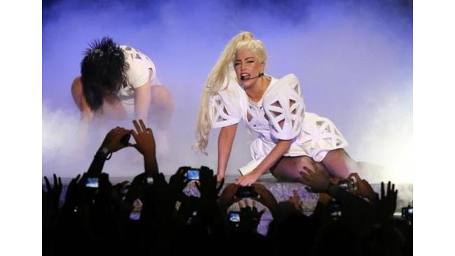Lady Gaga concerto Milano 2012 foto - 1