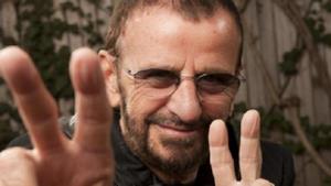 Ringo Starr: 72 anni nel segno di peace and love