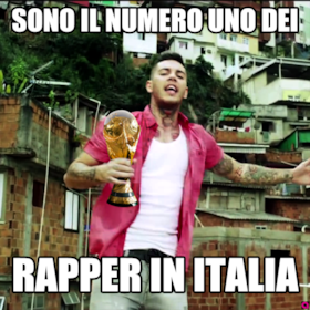  sono il numero uno dei   rapper in italia
