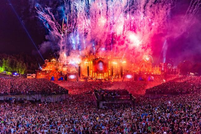 Il palco del Tomorrowland del 2015