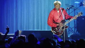 Chuck Berry collassa sul palco ma ora sta bene