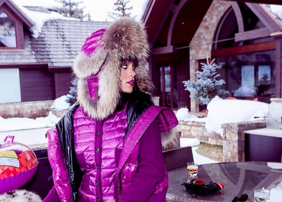 Rihanna in versione "invernale" ad Aspen