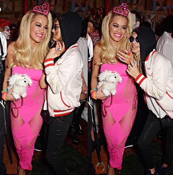 Rita Ora vestita da Barbie