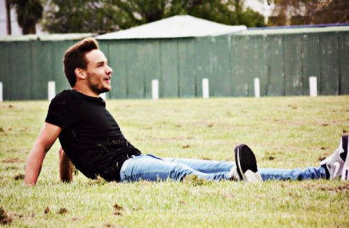 One Direction twitter pics - 7