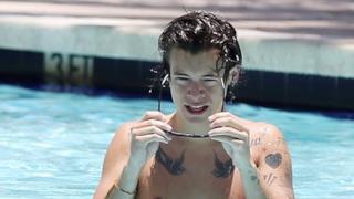 Harry e Niall in piscina a Miami - 14