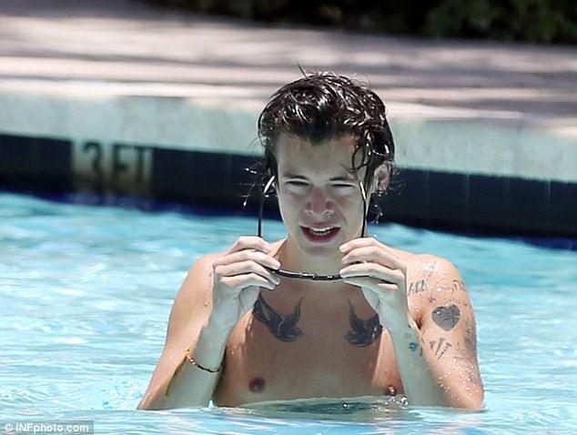 Harry e Niall in piscina a Miami - 14