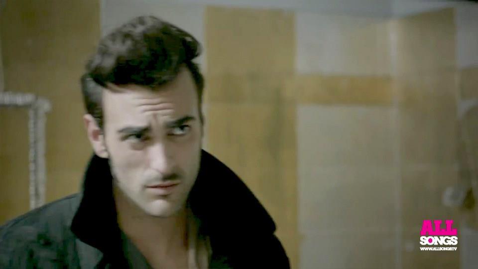 Marco Mengoni - L'essenziale video ufficiale