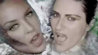 Kylie Minogue and Laura Pausini limpido official video - 27
