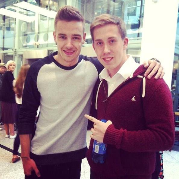 One Direction twitter pics - 32