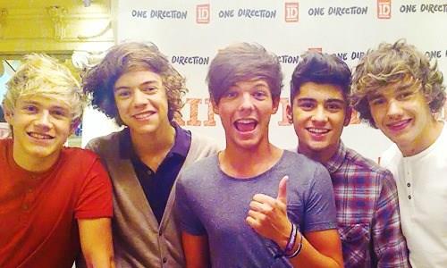 One Direction twitter pics - 126