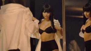 Selena Gomez nel video ufficiale di Hands To Myself