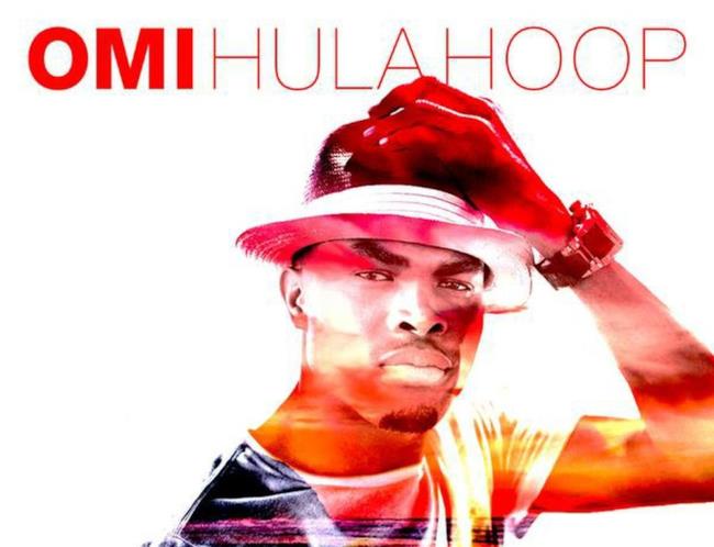 Il cantante giamaicano OMI sulla copertina di Hula Hoop