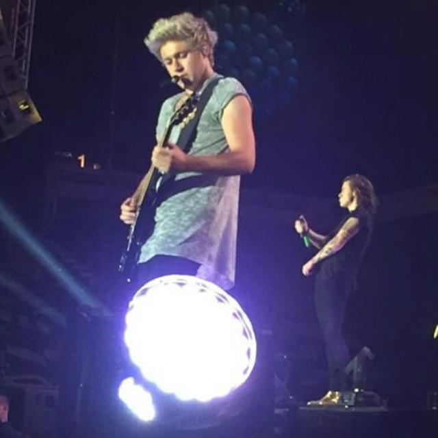 One Direction ON THE ROAD AGAIN TOUR 2015 LIVE IN HONG KONG