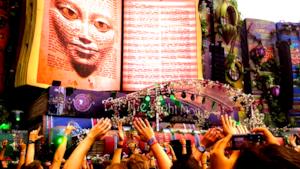 Il Tomorrowland e lo Space di Ibiza hanno rilasciato due libri per festeggiare i loro anniversari