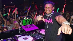 Pauly D fa il dj: Jersey Shore ci regala solo tamarri o anche musicisti?