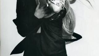 Lady Gaga hot su L'uomo Vogue - braccio