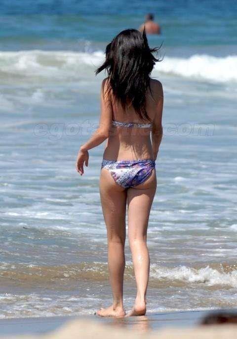 Selena Gomez in Bikini le 30 foto migliori - 30