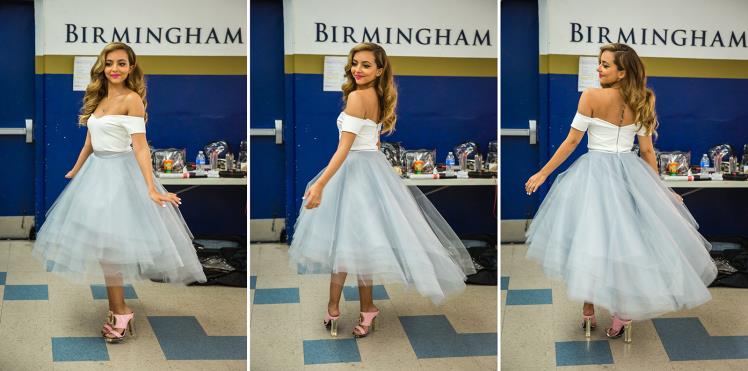 Jade in abito da sera nel video di Love Me Like You