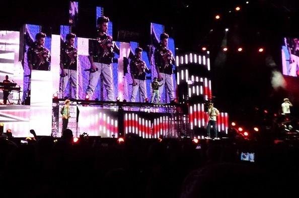 One Direction twitter pics - 73