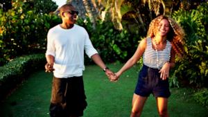 Beyoncé e Jay-Z mano nella mano in giardino