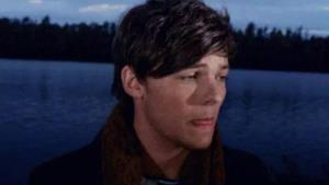 Louis Tomlinson nel video di Drag Me Down