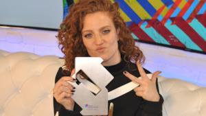 Classifica UK 13 aprile 2015, c'è ancora Jesse Glynne alla numero 1