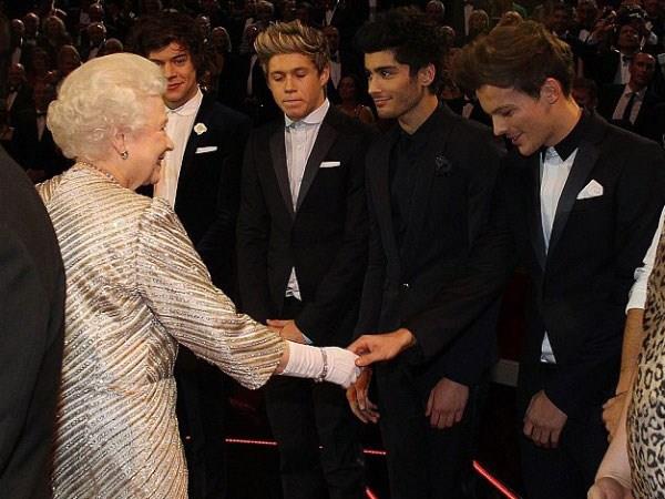 One Direction twitter pics - 125