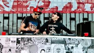 "7 AM" è il mix tratto dal DJ set di Dog Blood dello scorso anno al Monegros Desert Festival