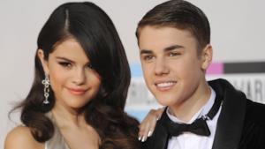 Primo piano di Selena Gomez e Justin Bieber