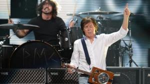 Concerto per Sandy: la reunion dei Nirvana con Paul McCartney [VIDEO]