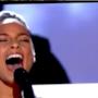 Alicia Keys - Maroon 5 Preformance Grammy Awards 2013 - 7