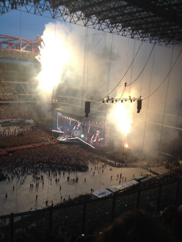 Il palco visto dal terzo anello di San Siro