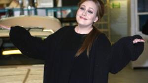 Adele sta bene e comunica dal web