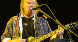 Neil Young: No a droga e alcol per un anno