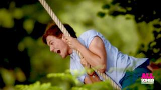 One Direction - Live While We're Young - Louis Tomlinson