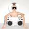 Lady Gaga posa nuda dietro ad uno stereo