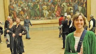 Photobomb: Thom Yorke al museo del Louvre?