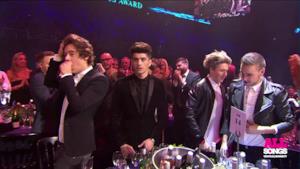 One Direction Wins The Global Success Award  BRITs Award 2013