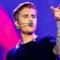Il 21enne cantante canadese Justin Bieber sul palco