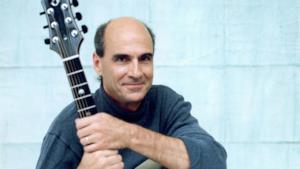 Il cantautore James Taylor