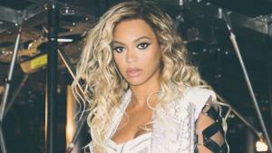 Beyoncé dietro le quinte di un suo show