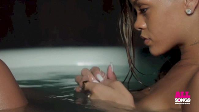 Rihanna Stay - video